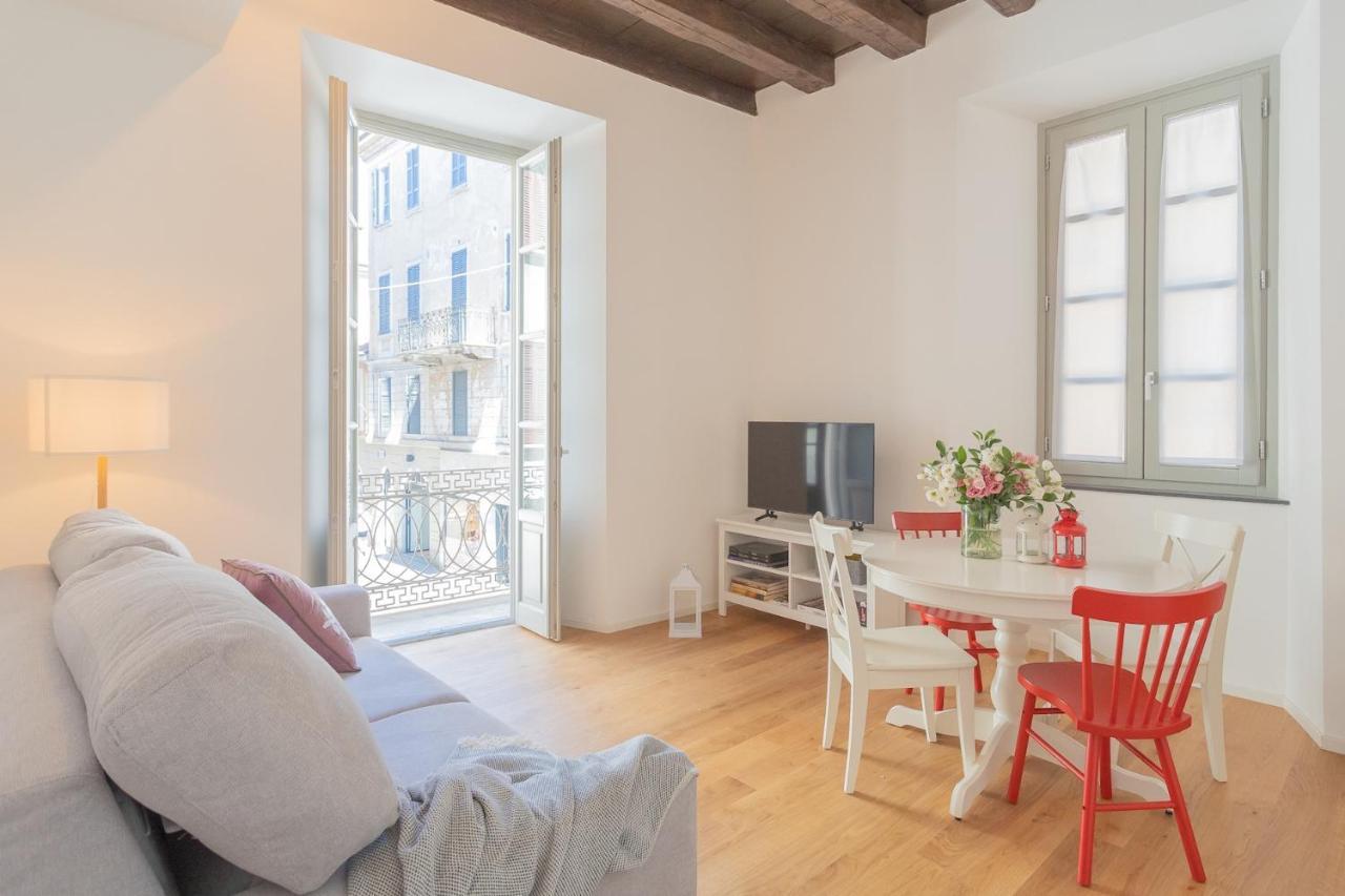 Independence Apartment With Balcony By Rent All Όπως Εξωτερικό φωτογραφία